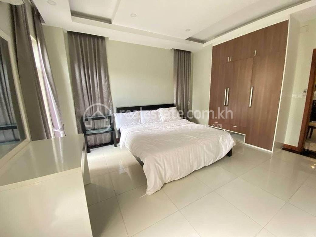 Condo For Rent in Chamkarmon $600