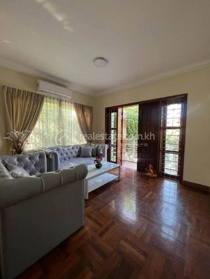 House and lot Для Аренды in Тонле Бассак, Чамкармон, Пномпень