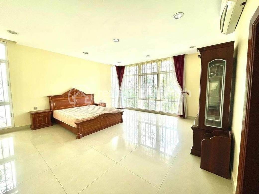 House and lot Для Аренды in Chamkarmon $2,700