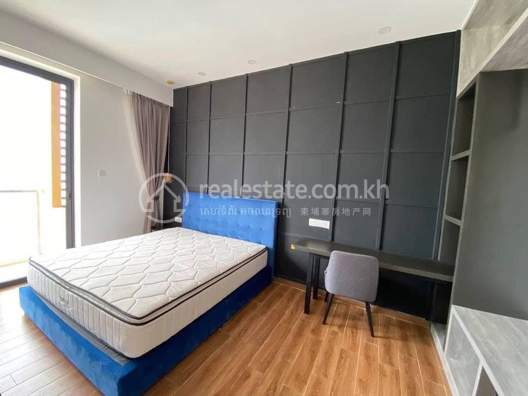 Apartment For Rent with 1 Parking Space