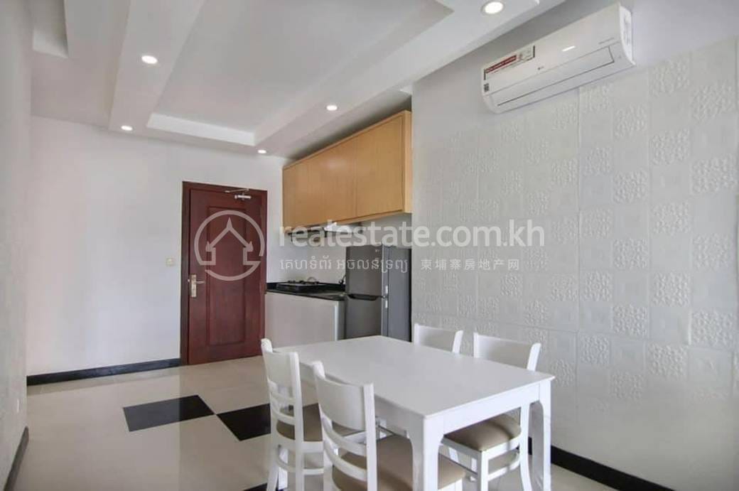 Condo For Rent in Chamkarmon $650