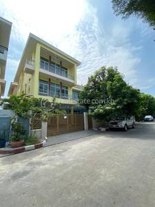 residential Villa for rent in Tonle Bassac ID 225952