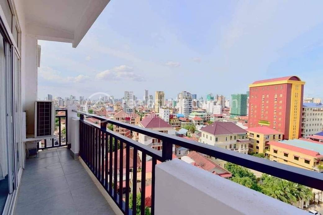 Apartment For Rent in Chamkarmon $1,000