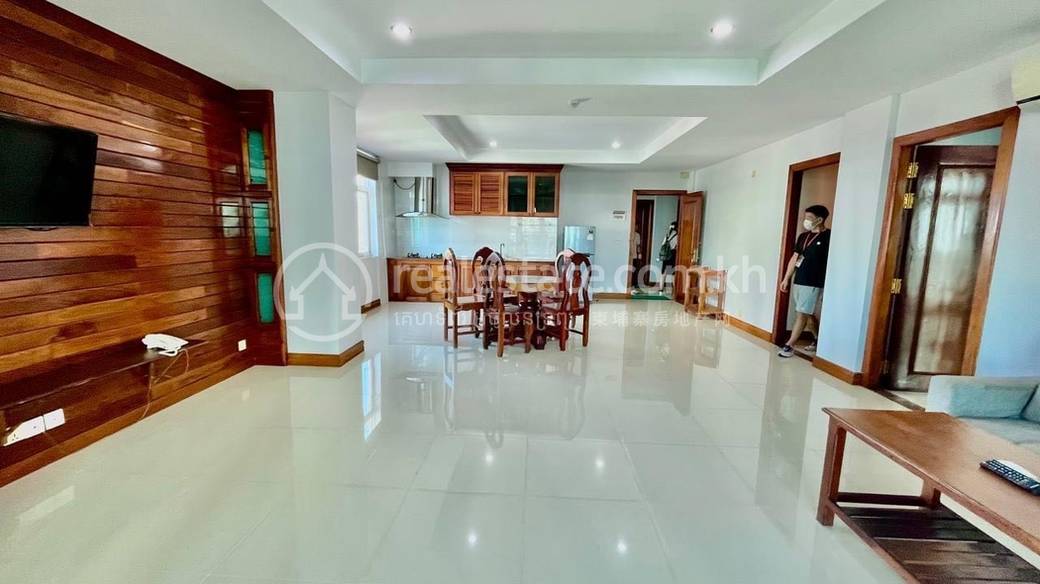 Apartment For Rent with 1 Parking Space
