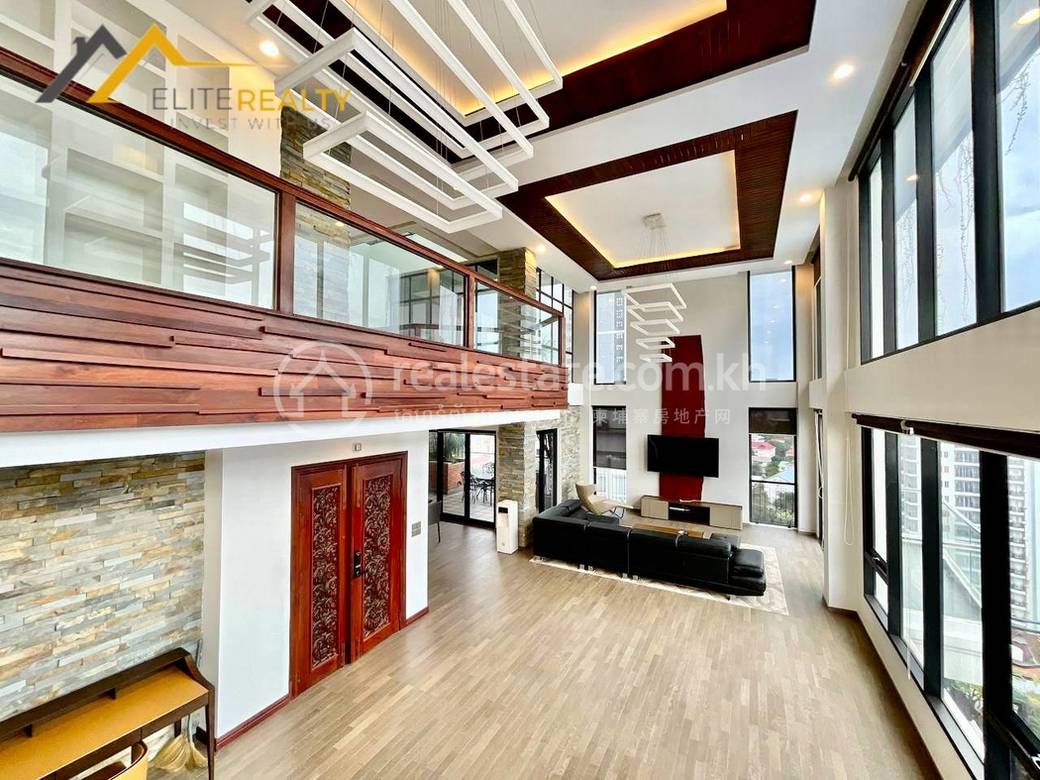 300 sqm Living Size Apartment For Rent in Boeng Keng Kang