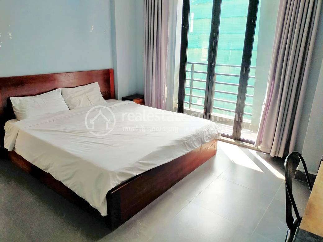 Tonle Bassac Apartment For Rent in Tonle Bassac