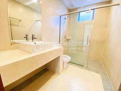 Appartement À louer à Boeng Keng Kang $3,200