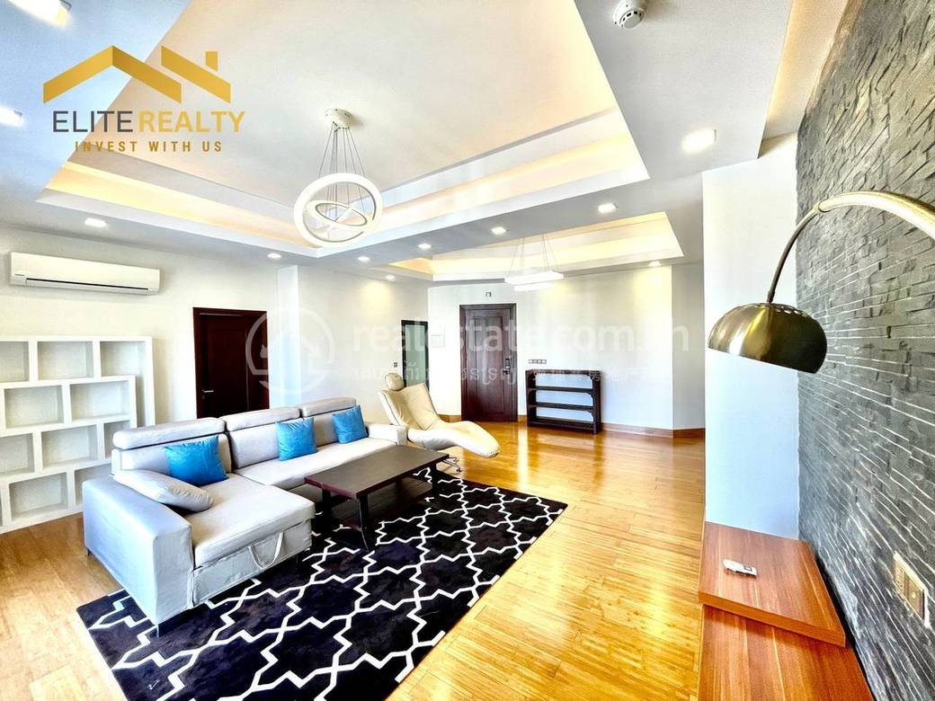200 sqm Living Size Apartment For Rent in Boeng Keng Kang