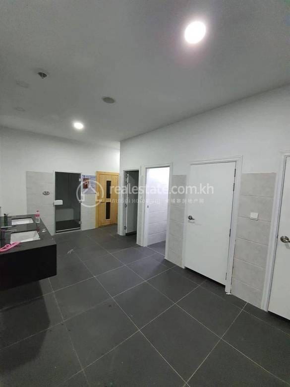 Chamkarmon Apartment For Rent in Chamkarmon