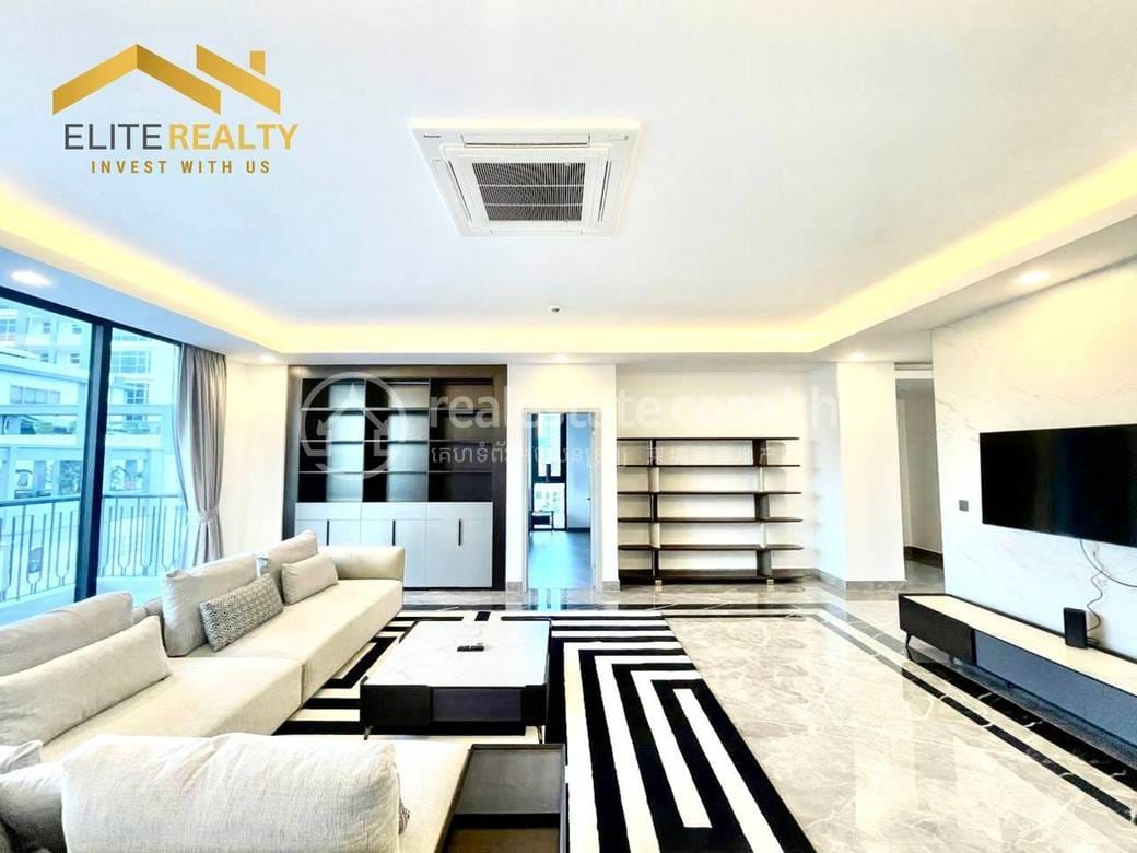 200 sqm Living Size Apartment For Rent in Boeng Keng Kang