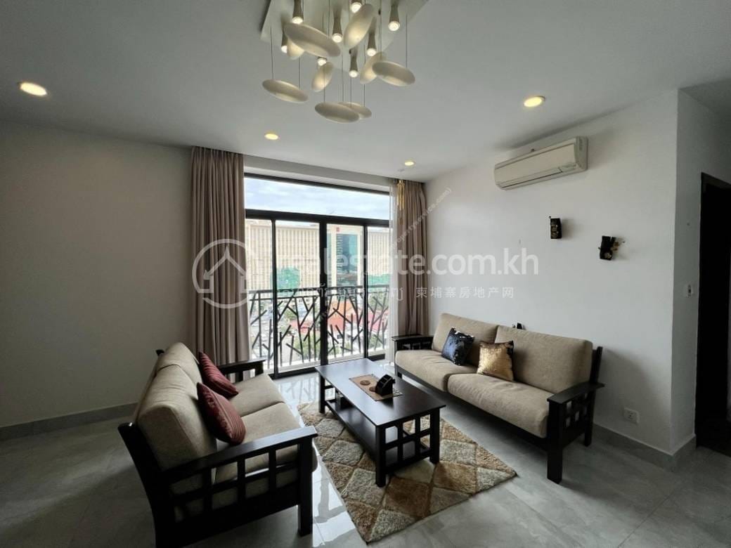 75 sqm Living Size Apartmán K pronájmu in Daun Penh