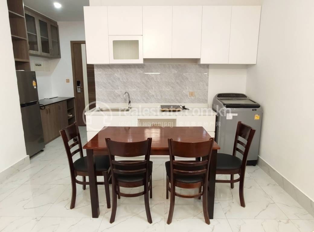 SH Condo | Zařízeno Condo K pronájmu