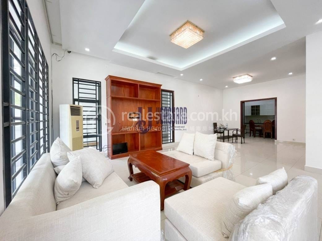 Vila K pronájmu in Meanchey $2,000