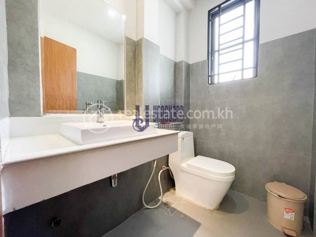 Chak Angrae Leu Vila K pronájmu in Chak Angrae Leu