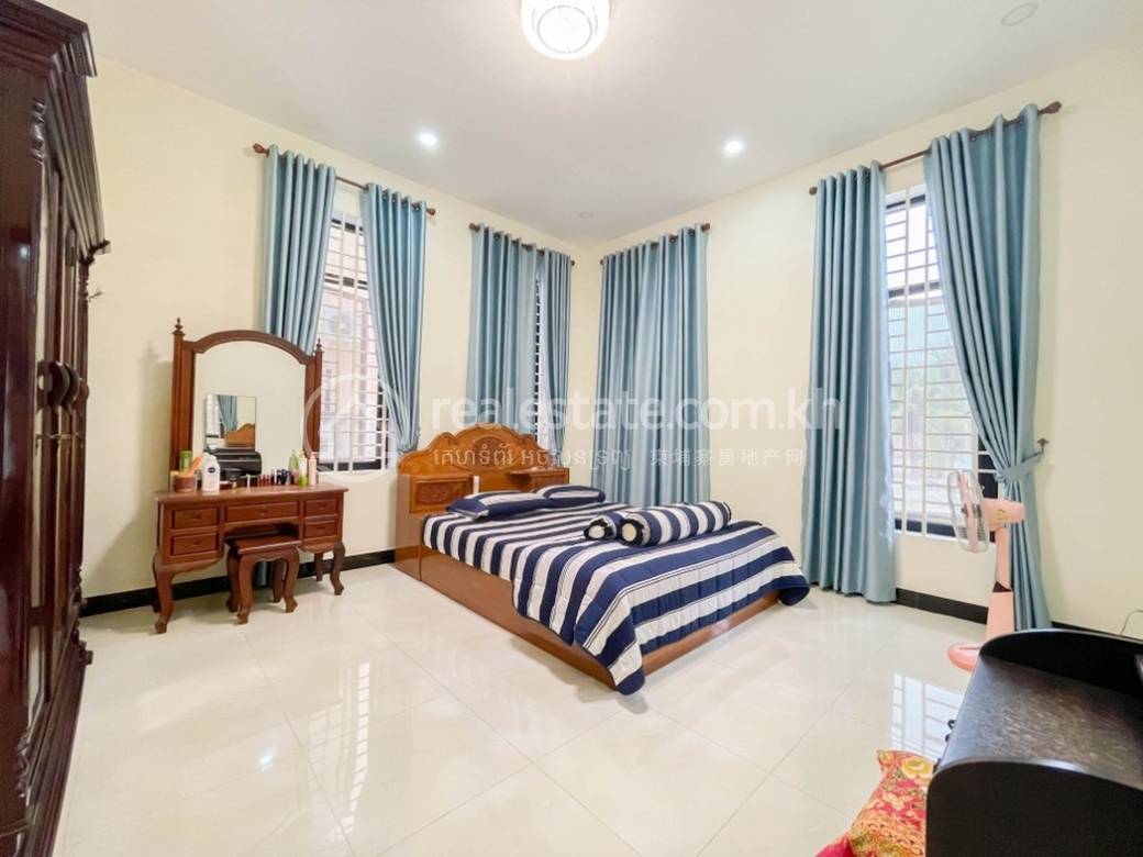 Meanchey别墅出租，价格$3,000