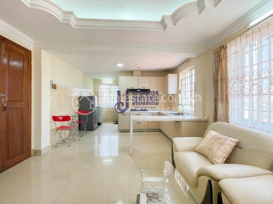 อาคาร For Sale & Rent พร้อมที่จอดรถ 5 คัน