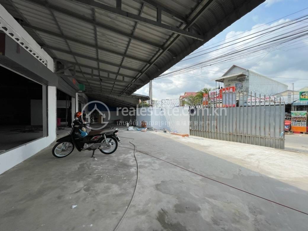 ឃ្លាំង សំរាប់ជួល នៅPor Sen Chey តម្លៃ $2,500