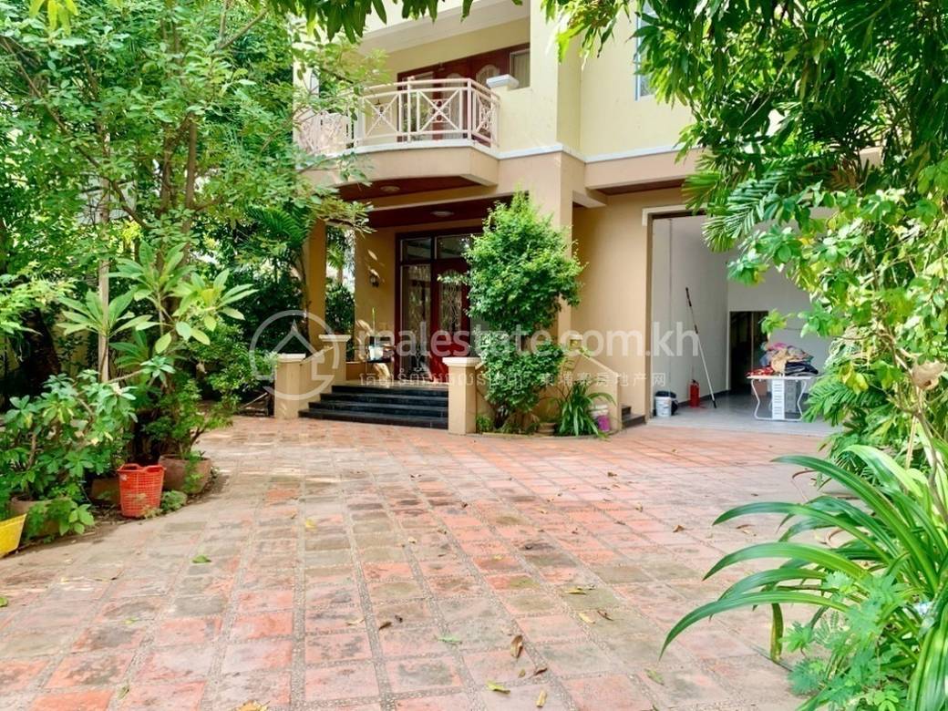 Villa À louer à Tonle Bassac, Chamkarmon, Phnom Penh