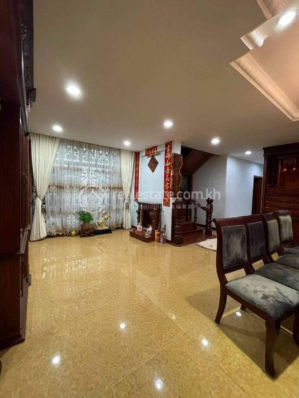 Chamkarmon别墅出租，价格$4,800