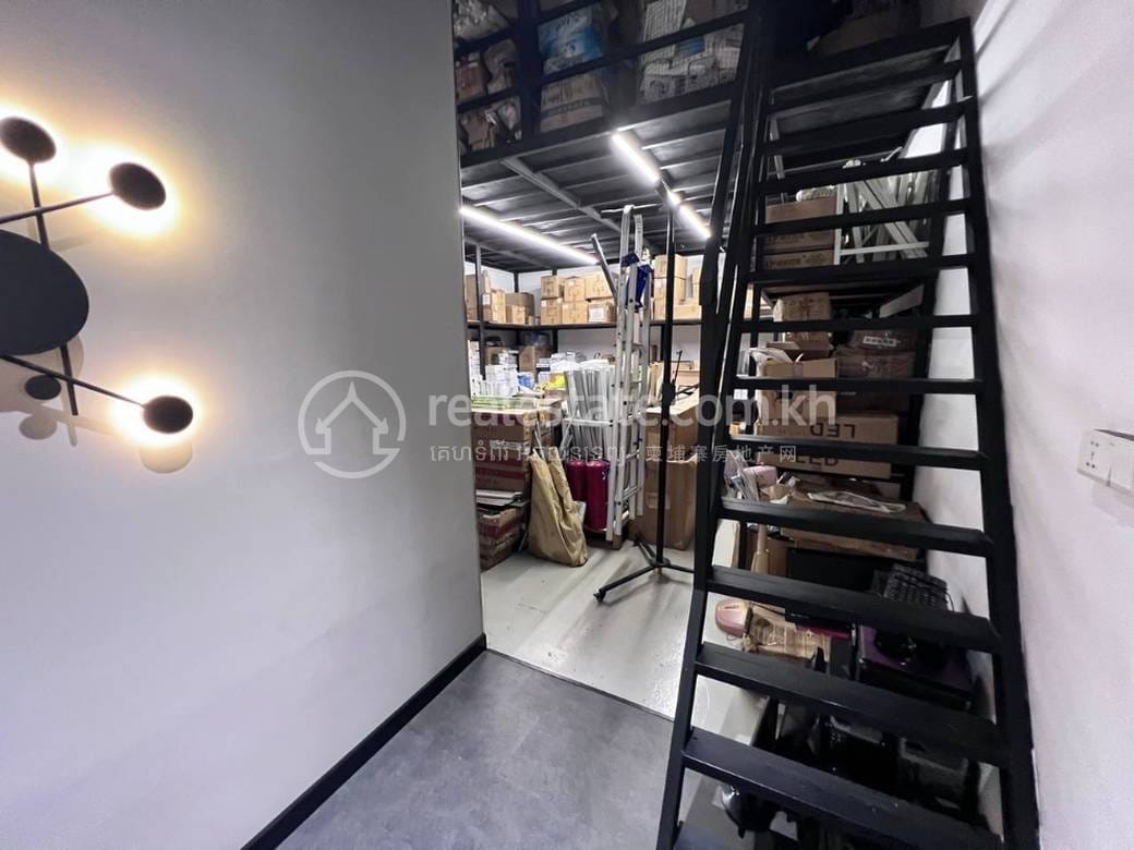 Toul Kork店屋出租，价格$2,800
