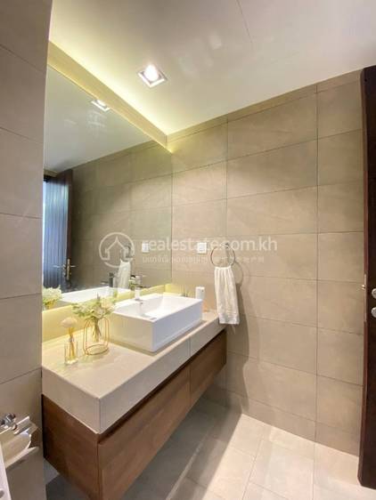 Chak Angrae Kraom Condo For Rent in Chak Angrae Kraom