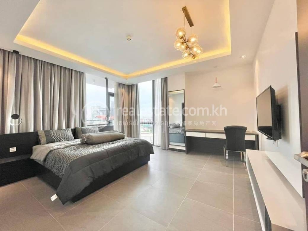 Daun Penh Apartment For Rent in Daun Penh