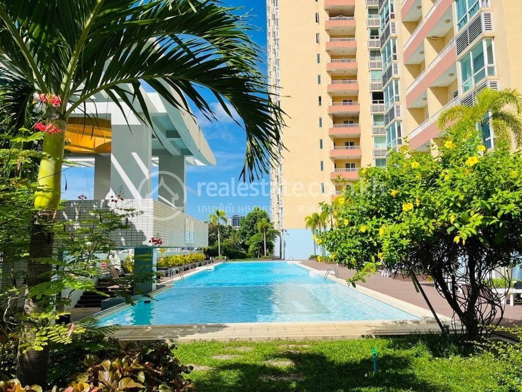 Chamkarmon Condo For Rent in Chamkarmon