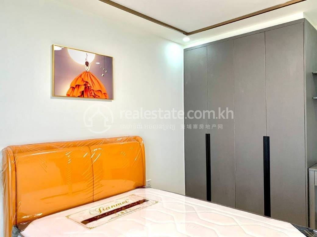 Chamkarmon Condo For Rent in Chamkarmon