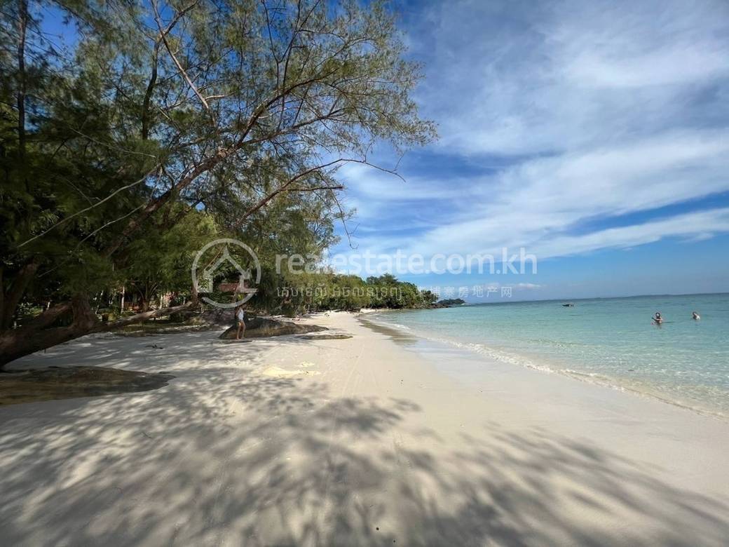 អាជីវកម្ម សំរាប់លក់ ទំហំដី 3,932 ម៉ែត្រការ៉េ ក្នុងតម្លៃ $2,555,800