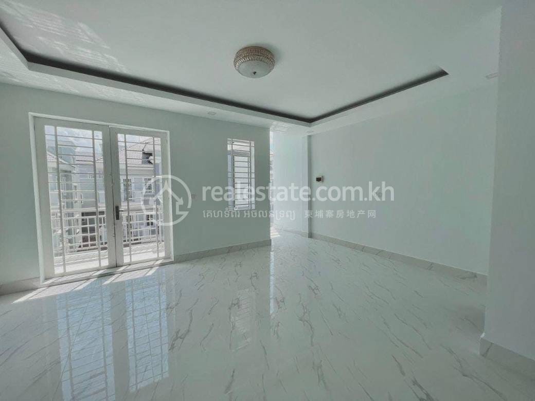 Dangkao에 있는 House and lot 매매 $250,000