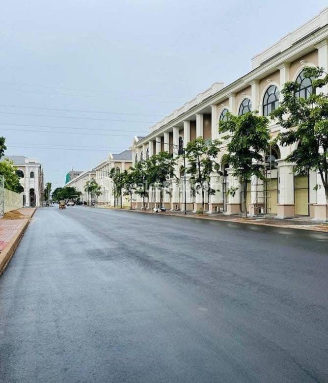 MeancheyCommercialShophouse出租，价格$1,000