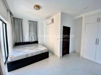 Chamkarmon Apartment For Rent in Tonle Bassac Chamkarmon $400