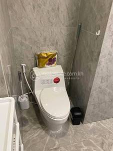 UK Condo 548