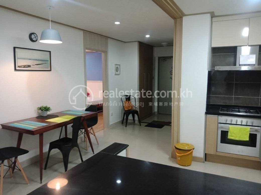 De Castle Diamond Condominium | 带1个停车位的公寓For Sale & Rent