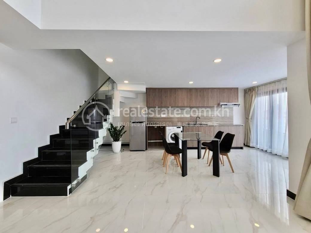 Chamkarmon套房出租，价格$2,500