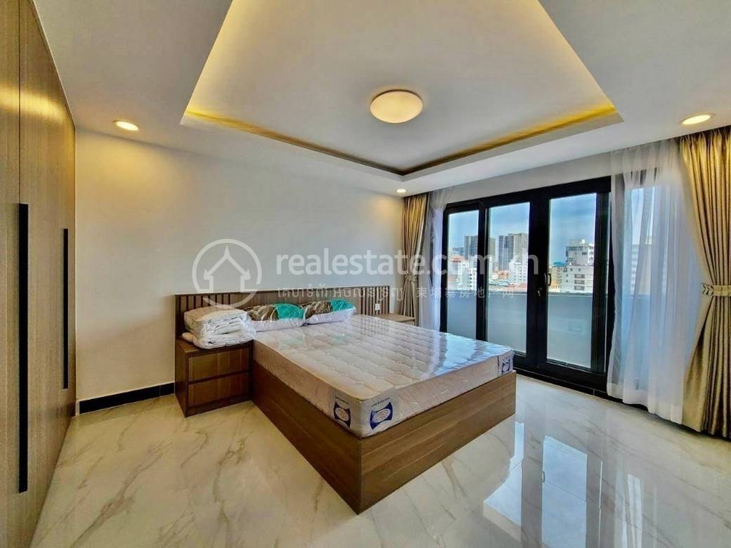 Chamkarmon Apartment For Rent in Toul Tum Poung 1 Chamkarmon $900