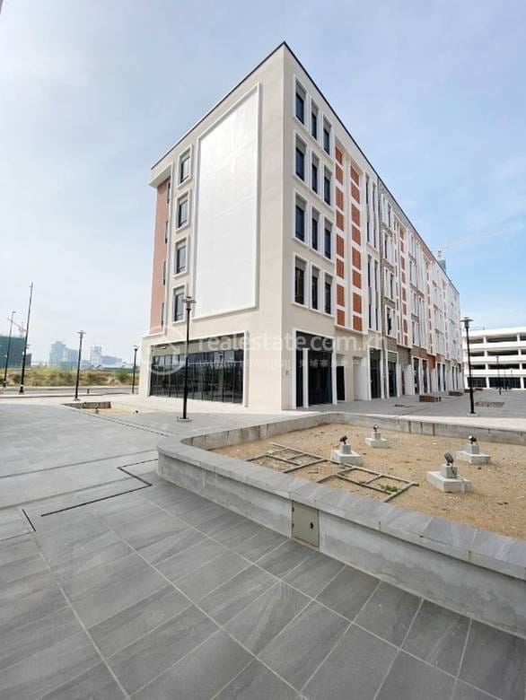 ตึกแถว สำหรับขาย ใน Daun Penh $3,688,756