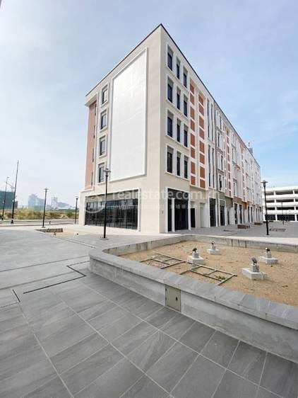 ตึกแถว สำหรับขาย ใน Daun Penh $3,688,756