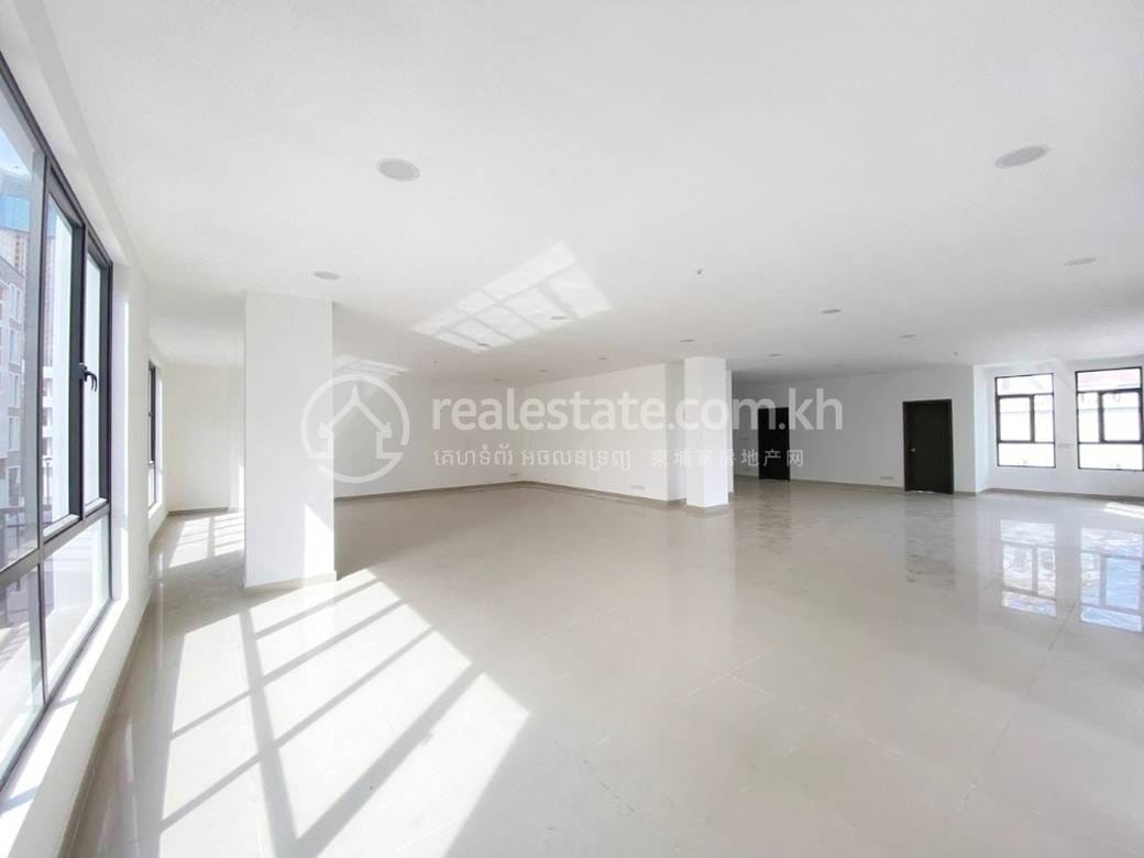 195 sqm Land Size Shophouse Na prodej for $2,390,758