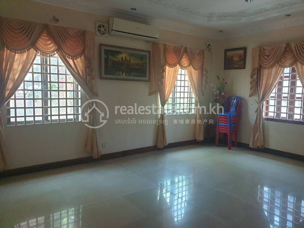Preaek Pra Villa For Sale & Rent in Preaek Pra