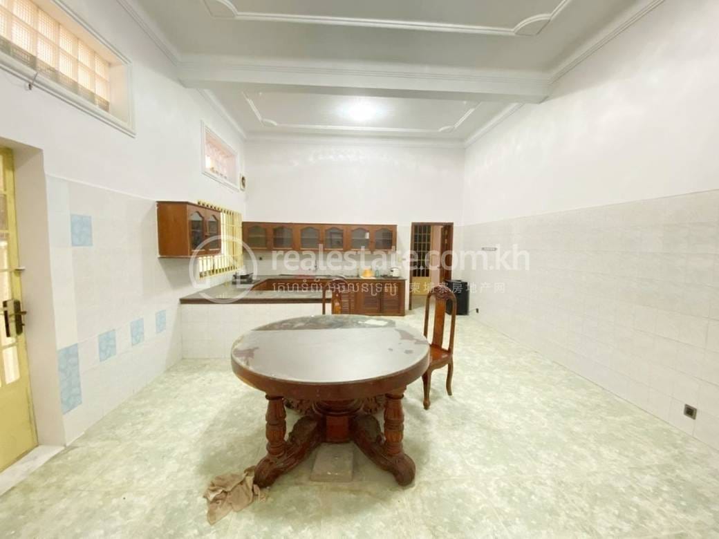 វីឡា សំរាប់ជួល នៅBoeng Keng Kang តម្លៃ $3,500