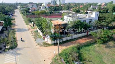   , សាលាកំរើក, សៀមរាប, សៀមរាប