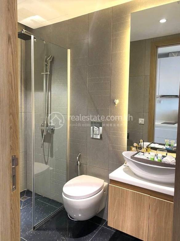 Condo For Rent in Chamkarmon $760