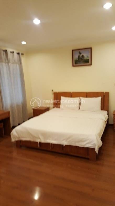 Daun Penh Apartment For Rent in Daun Penh