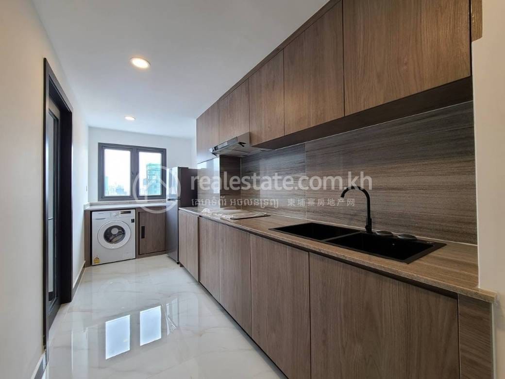 Chamkarmon Apartment For Rent in Chamkarmon