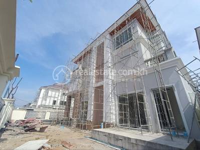 Vila Na prodej in Veal Sbov, Chbar Ampov, Phnom Penh