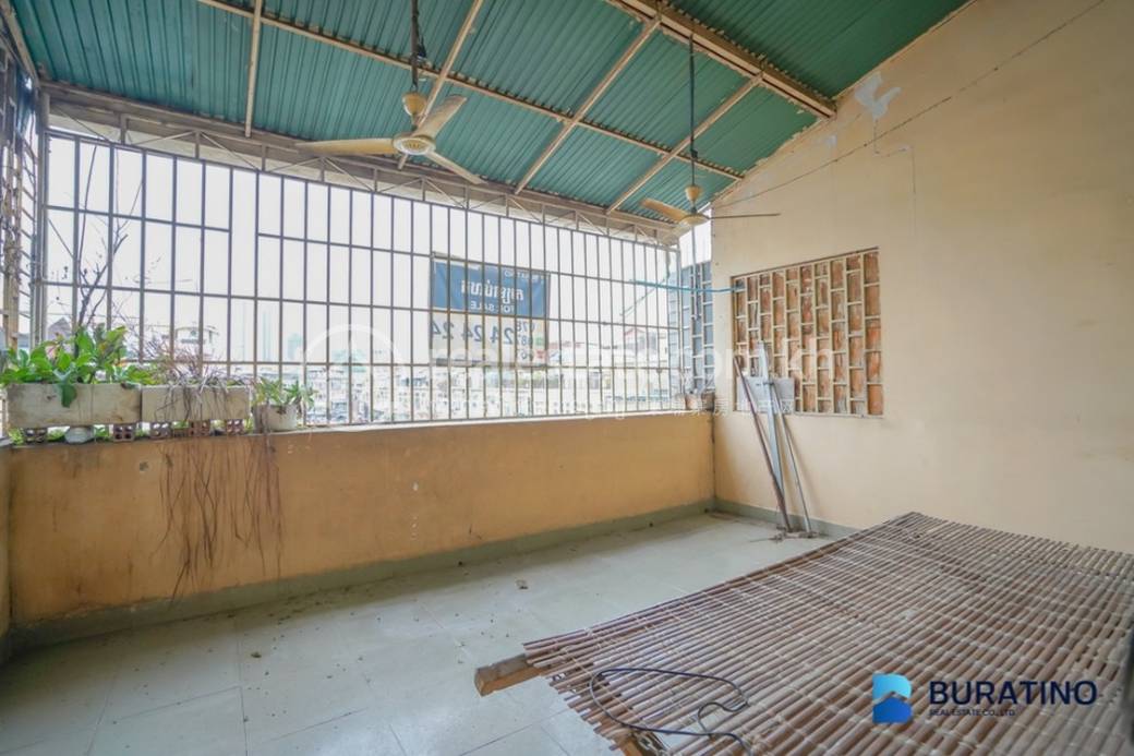 7 Makara Apartment For Sale in 7 Makara