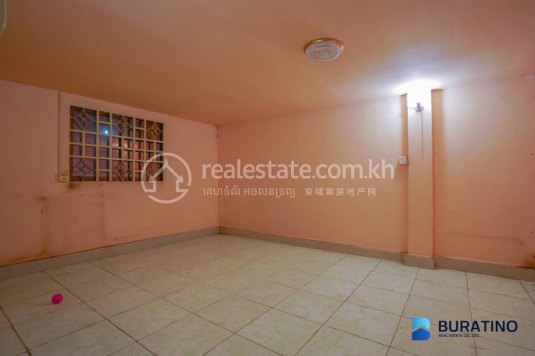 2 Bedrooms Apartment For Sale for $40,000