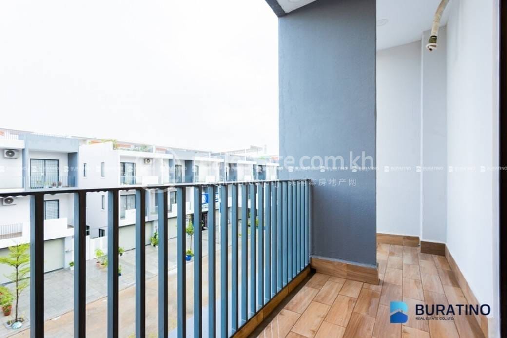 4卧室店屋出售，价格$202,000