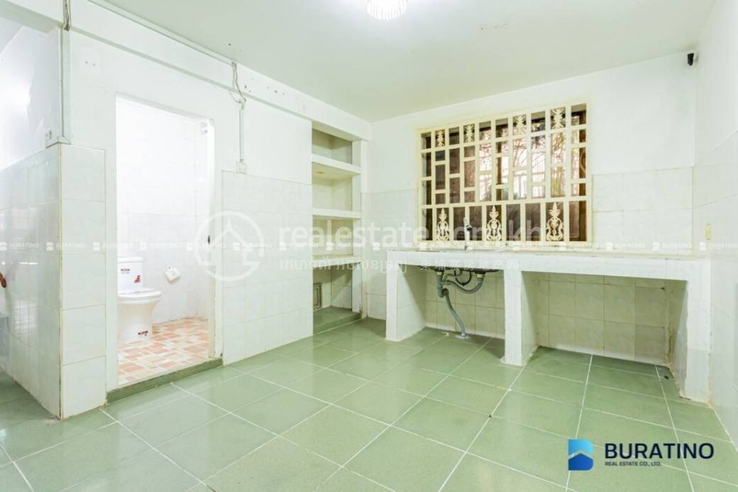 House and lot 10 បន្ទប់គេង សំរាប់លក់ ក្នុងតម្លៃ $1,318,800
